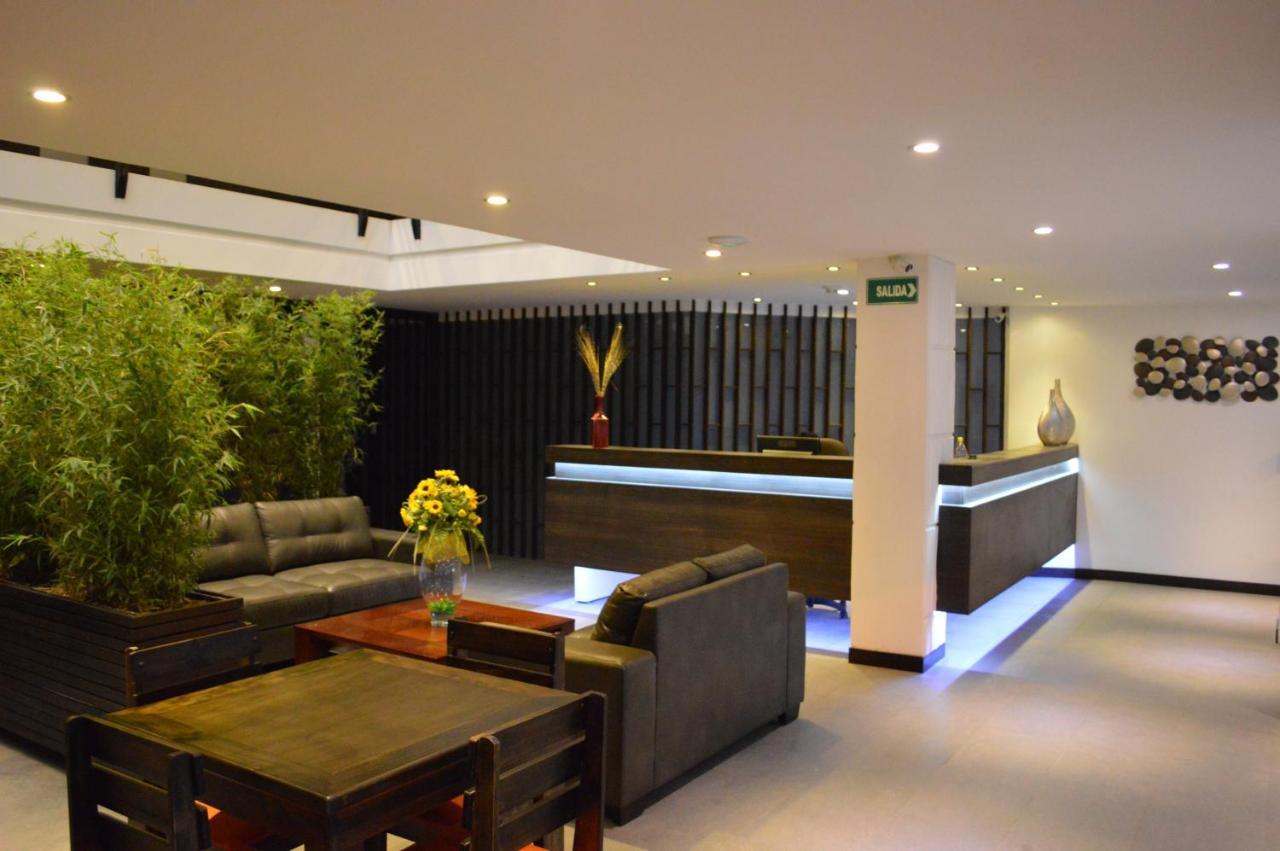 Hostal Delia Victoria Cuenca Esterno foto
